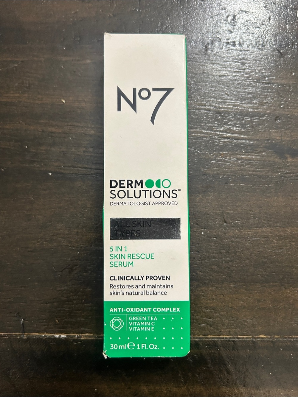Dermo Solutions 5-in-1 Skin Rescue Serum - White & Green